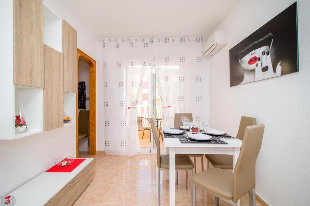 Angelina Apartment Torrevieja Exterior foto
