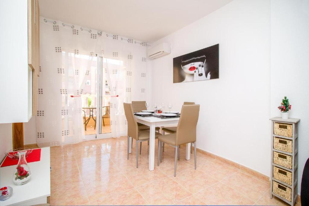 Angelina Apartment Torrevieja Exterior foto